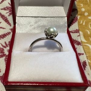 Cultured Elegance Pearl Pandora Ring Size 60